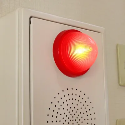 異常発報時は警備員と施設責任者が連携